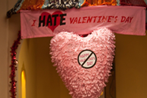 Decorations for an I Hate Valentines Day party thrown by Jessica Biels character Kara in the movie Valentines Day. Photo from Warner Bros. Entertainment.