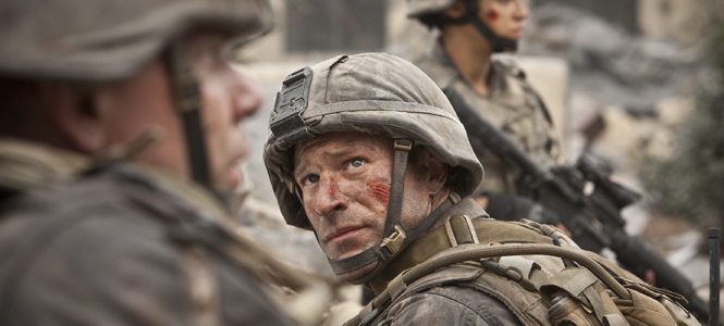 Aaron+Eckhart+stars+in+Columbia+Pictures+Battle%3A+Los+Angeles.+Photo+courtesy+of+Sony+Pictures+Entertainment+Inc.