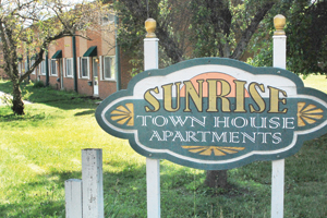 Sunrise Apartments, a local Apartment complex next to Kent State, is no longer leasing out appartments. Students planning on living in the apparments for the upcoming year are now stuck searching for a new place of residence.