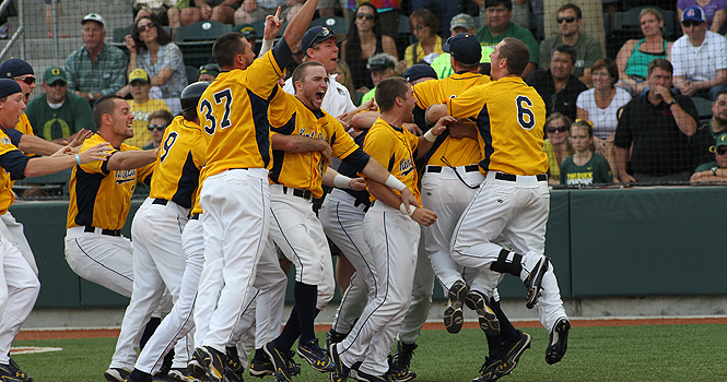 Kent State celebrates its first trip to the College World Series, with a 3-2 win over Oregon in the NCAA Super Regional. Photo by Eric Evans.
