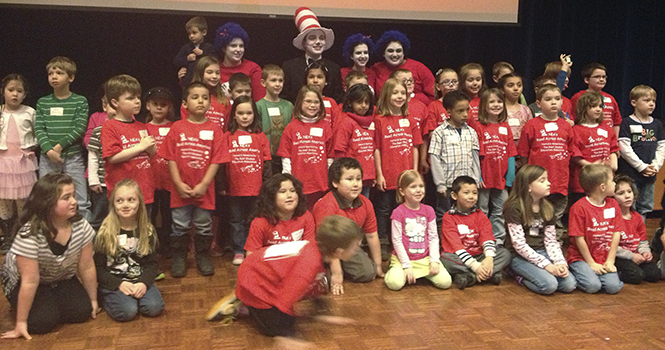 Children+from+Kent+City+school+district+help+celebrate+Dr.+Seuss+birthday+on+March+3%2C+2013+in+the+Student+Center+ballroom.+The+event+hosted+by+the+Kent+State+Student+Education+Association+was+part+of+the+NEA+Read+Across+America+event.+Photo+by+Abigail+Bradford.
