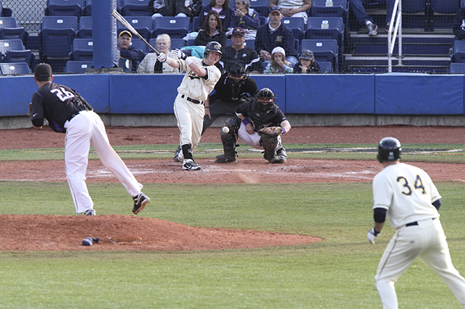Junior+outfielder+TJ+Sutton+bats+for+Kent+State+during+a+21-2+home+win+over+Niagara+on+Wednesday%2C+April+17.+Photo+by+Brian+Smith.