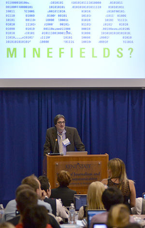 Daniel Lathrop from the Dallas Morning News speaks at the 2014 Poynter Media Ethics workshop Data Minefields on Thursday, Sept. 18, 2014, in Franklin Hall.