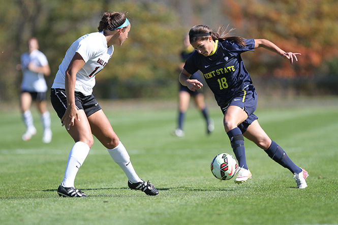 Senior forward Calli Rinicella controls the ball against Ball State October 12, 2014. The Flashes lost to the Cardinals 1-0.