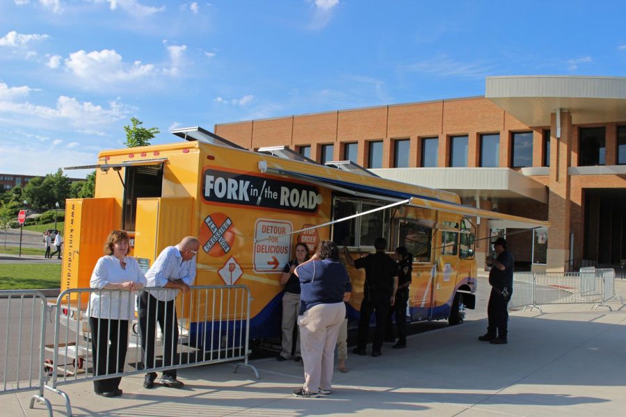 USG hosts Sounds of Summer on the Student Green Friday, June 6, 2014. Fork in the road Food truck provided food for the event.