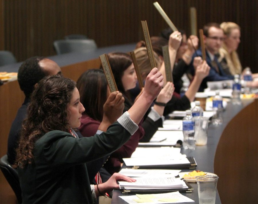 Kent State Undergraduate Student Government senators vote to approve a smoke free and tobacco free policy during a meeting on Wednesday, Feb. 24, 2016. The policy is projected to take effect in 2017 and it is apart of President Beverly Warren’s goal to make Kent State the healthiest college campus in the nation.