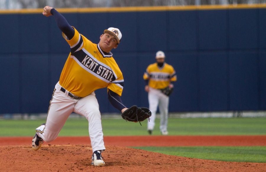 Sophomore pitcher Zach Willeman pitches during the the first game of a double header against the University of Toledo at Schoonover Stadium on Sunday, April 10, 2016. The Flashes lost 4-1 in the first game and won 2-1 in the second game.