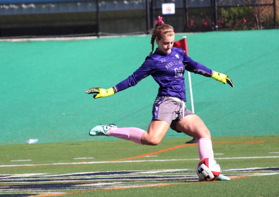 Israel Garza III / The Kent Stater Senior goalkeeper Ashleah McDonald goes to kick the ball in the game against Ball State University Sunday, Oct 23, 2016. The game ended in a loss for the Flashes with a score of 1-2.