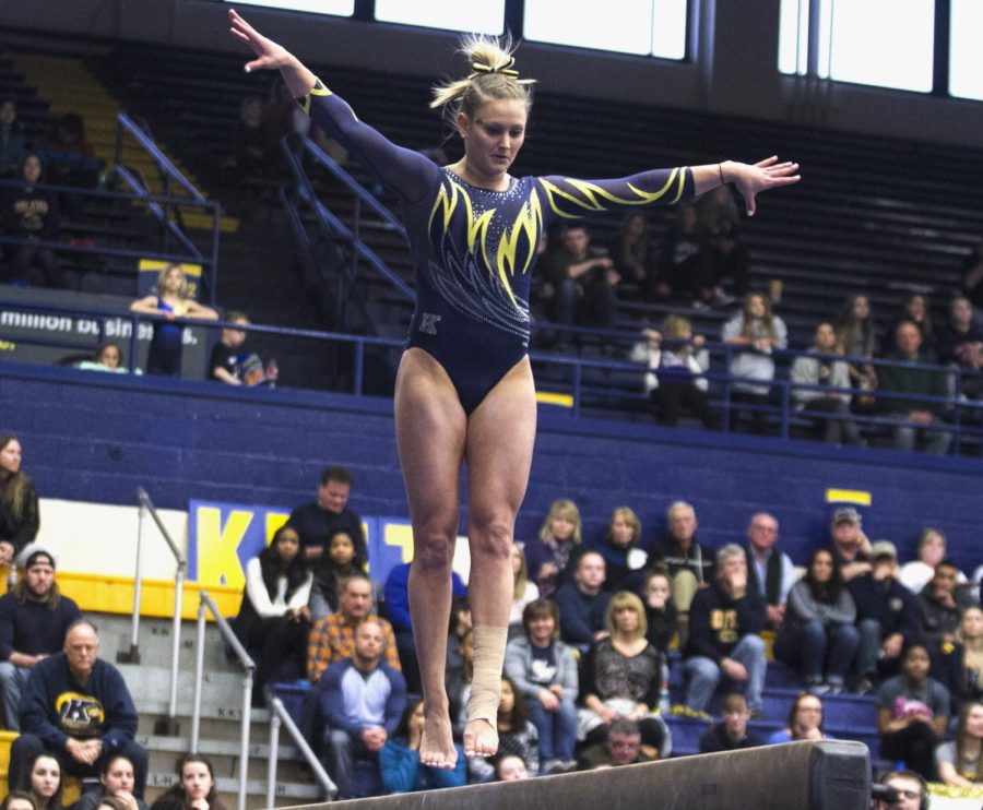 Sophomore+Rachel+Stypinski+performs+on+the+beam+in+the+tri-meet+at+the+MAC+Center+on+Feb.+7%2C+2016.+Stypinski+took+three+first+place+finishes+to+help+Kent+State+defeat+George+Washington+University+and+Northern+Illinois+University.