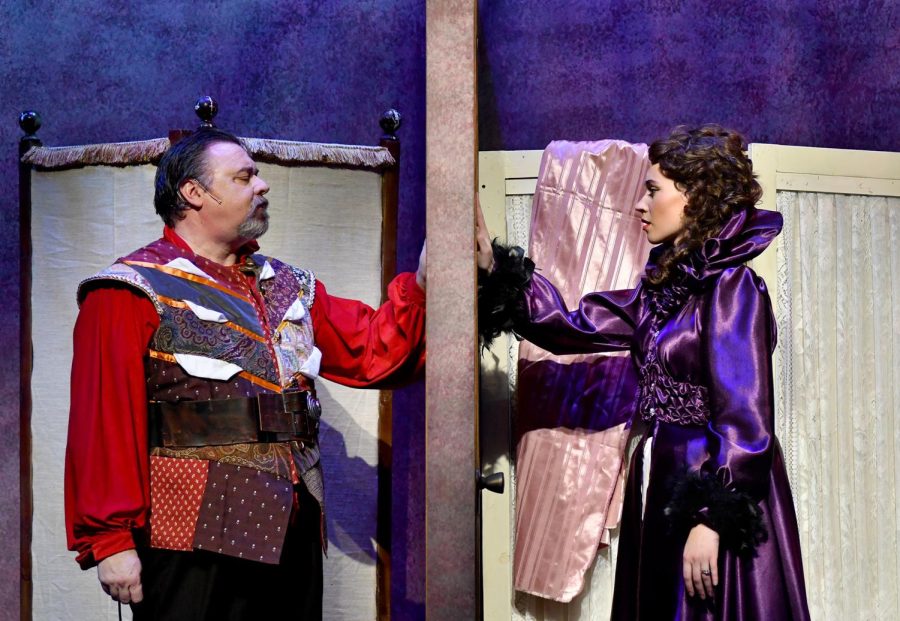 Performers act out a scene for Kiss Me Kate.