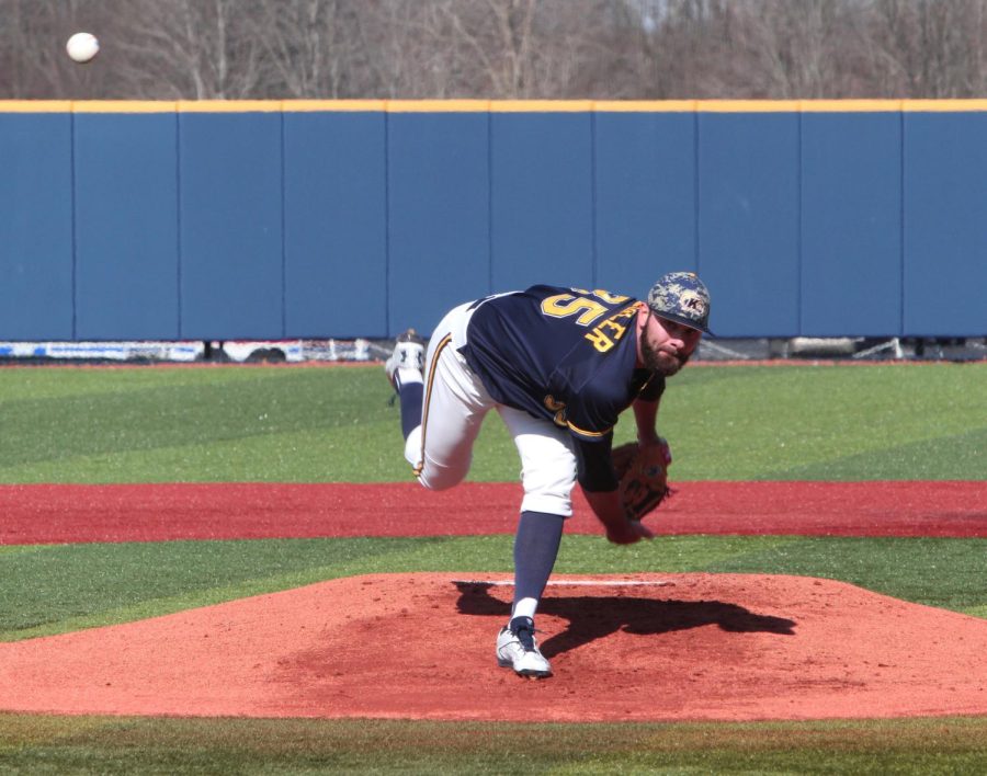 Kent State redshirt junior Robert Ziegler pitches against University of Pittsburgh at Schoonover Stadium on Tuesday, March 21, 2017. Kent State won 7-6.