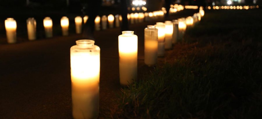 Candles+line+the+sidewalk+outside+the+Tallmadge+Church+in+Tallmadge%2C+Ohio%2C+to+commemorate+the+terrorist+attacks+on+Sept.+11%2C+2001.+The+organizers+of+the+event+set+up+2%2C976+candles%2C+one+for+every+victim+of+the+attacks.
