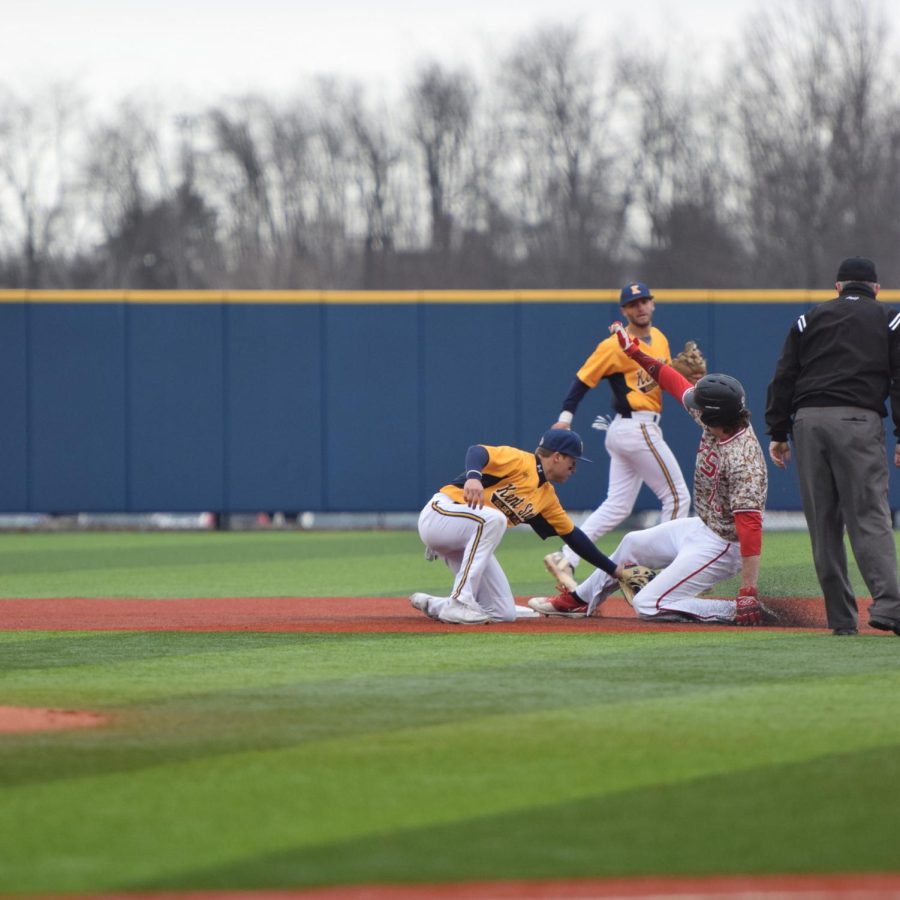 Kent State second baseman Greg Lewandoski tags out a would-be base stealer from Youngstown State during the Flashes 7-2 victory on March 20, 2018. 