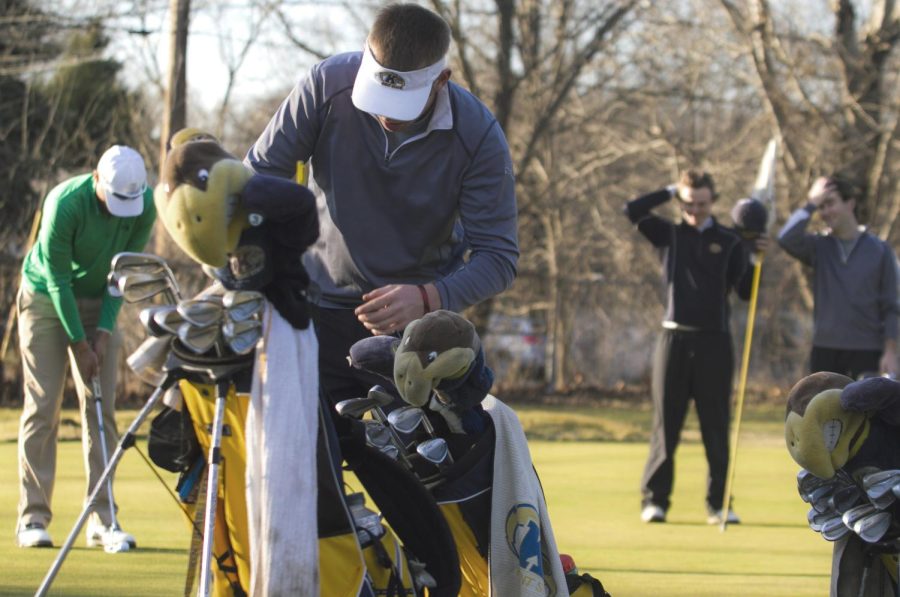 The Kent State men’s golf team practices on the Kent State University Golf Course on the afternoon of Wednesday, Feb. 3, 2016.