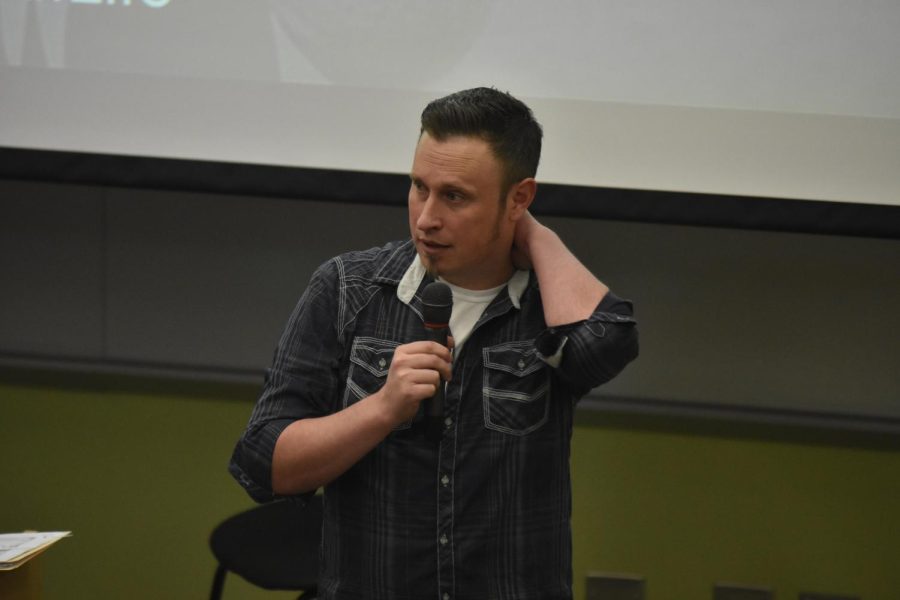 Veteran Josh Vandygriff talks about his time in the Army and his struggles with opioid addiction at the Nonprofit Spotlight Speaker Series event held at Henderson Hall on Thursday, Oct. 18, 2018.
