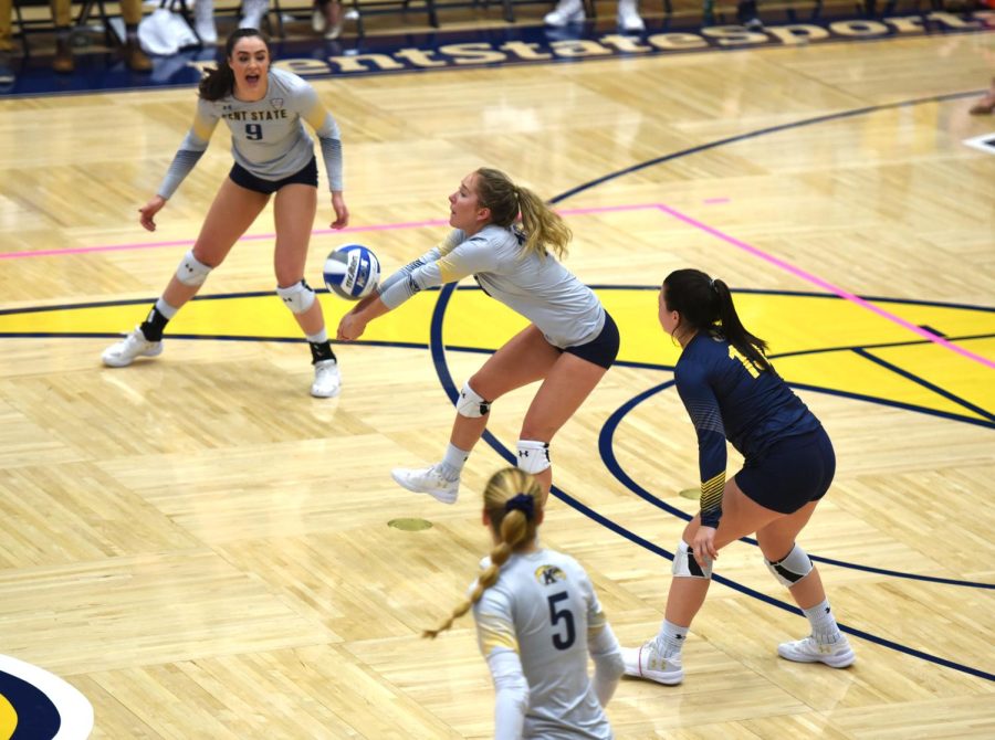 Kent State’s Kaeleigh Stang bumps the ball in Friday’s game against Northern Illinois. The flashes pulled out the win.