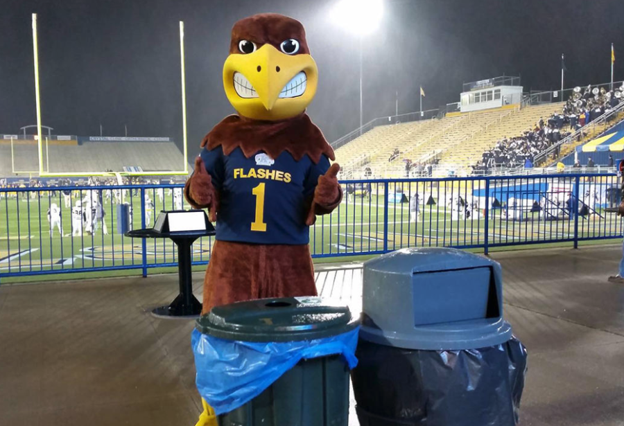 Even our golden flash takes part in RecycleMania. Photo: Kent State 
