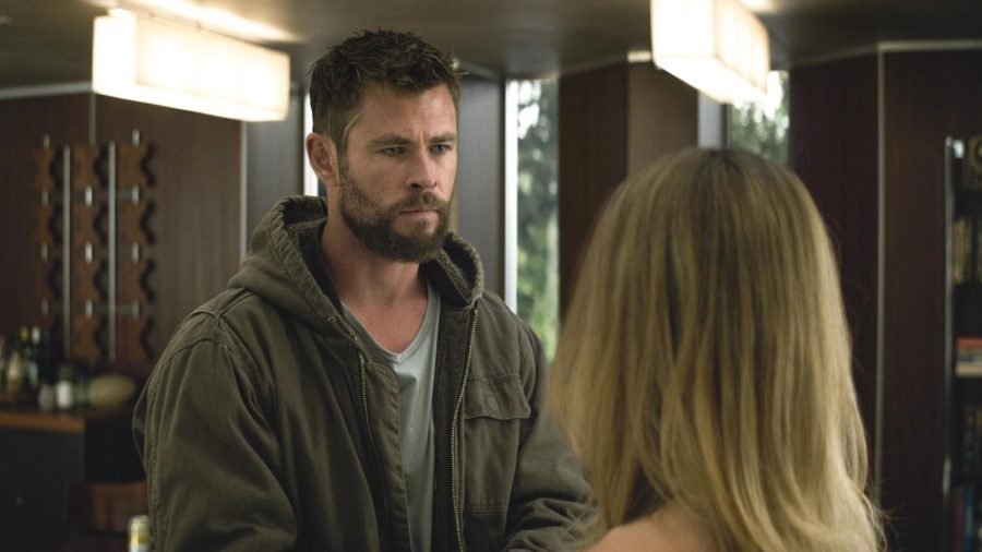 Thor (Chris Hemsworth) and Captain Marvel/Carol Danvers (Brie Larson) in Marvel Studios Avengers: Endgame.