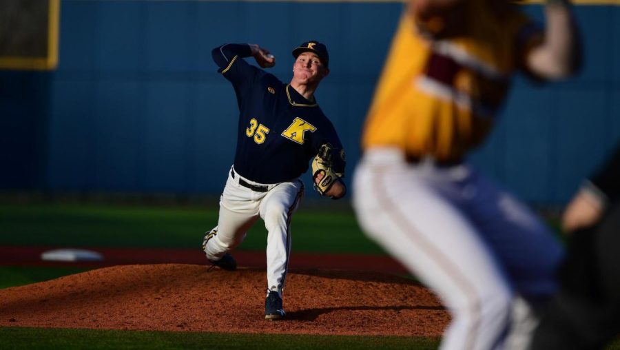 Luke+Albright+pitches+against+Central+Michigan+on+April+13.%C2%A0