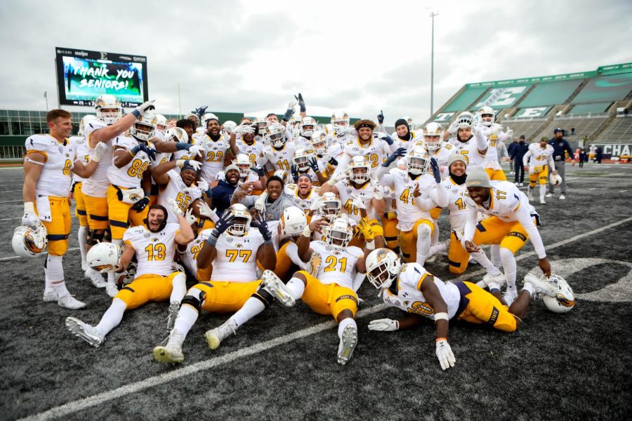 Kent State poses in a group photo after a 34-26 win at Eastern Michigan on Nov. 29, 2019. The Flashes are bowl eligible for the first time since 2012. 