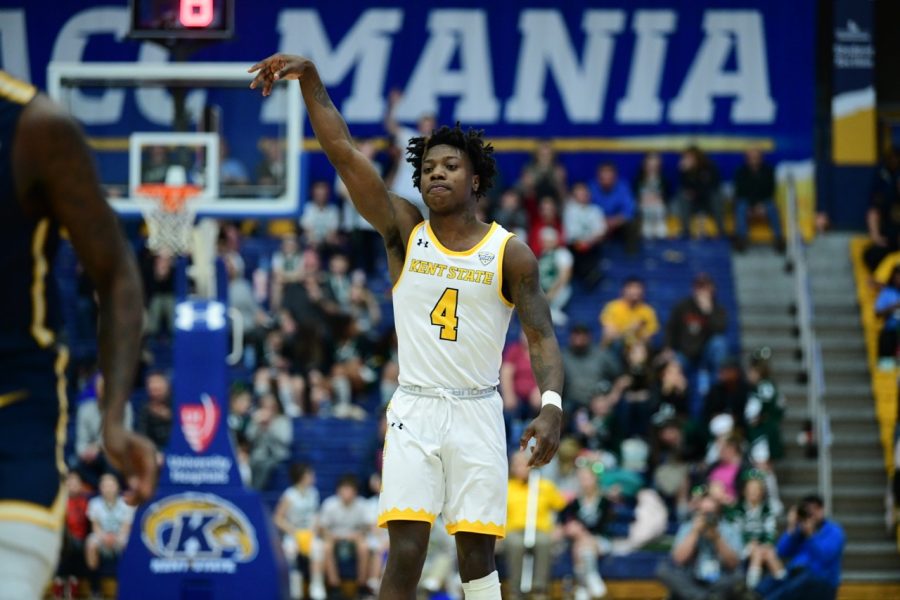 Senior+guard+Antonio+Williams+poses+after+making+a+3-pointer+against+Toledo+on+Jan.+7%2C+2020.+He+shot+2-for-3+from+the+3-point+line+and+was+one+of+three+Kent+State+players+who+scored+16+points.