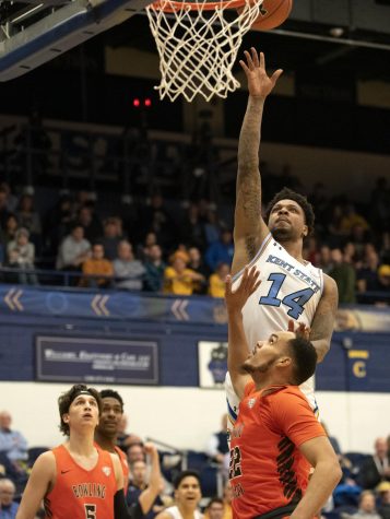 Junior forward Tervell Beck [14] makes a hook shot to give Kent State a 53-43 lead against Bowling Green on Mar. 3, 2020. Beck matched his career high of 15 points in the 83-69 win.