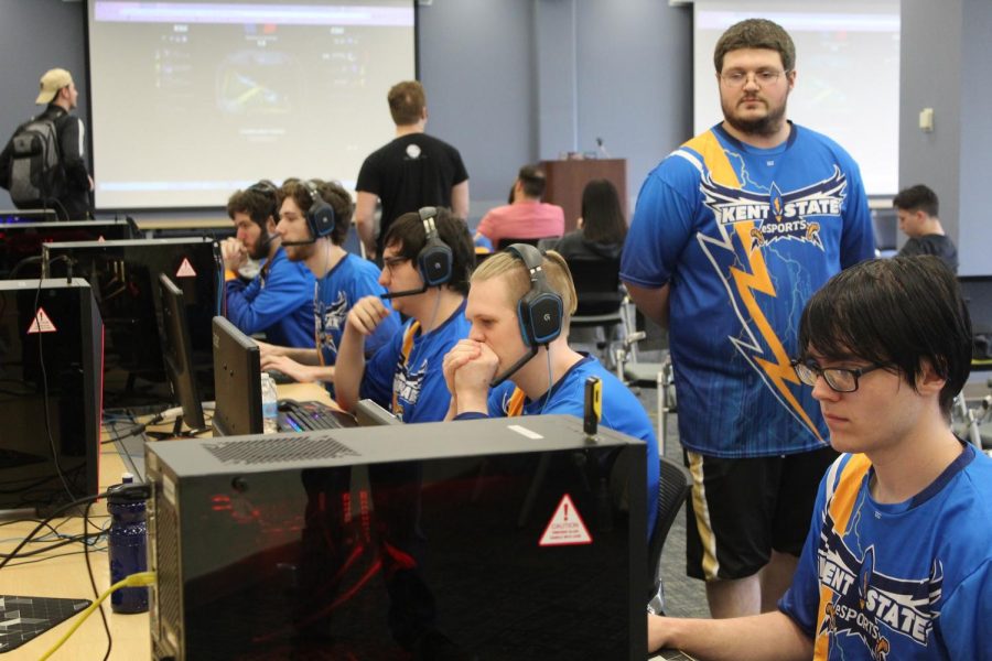 Members of the Kent State Esports team compete in a tournament. 