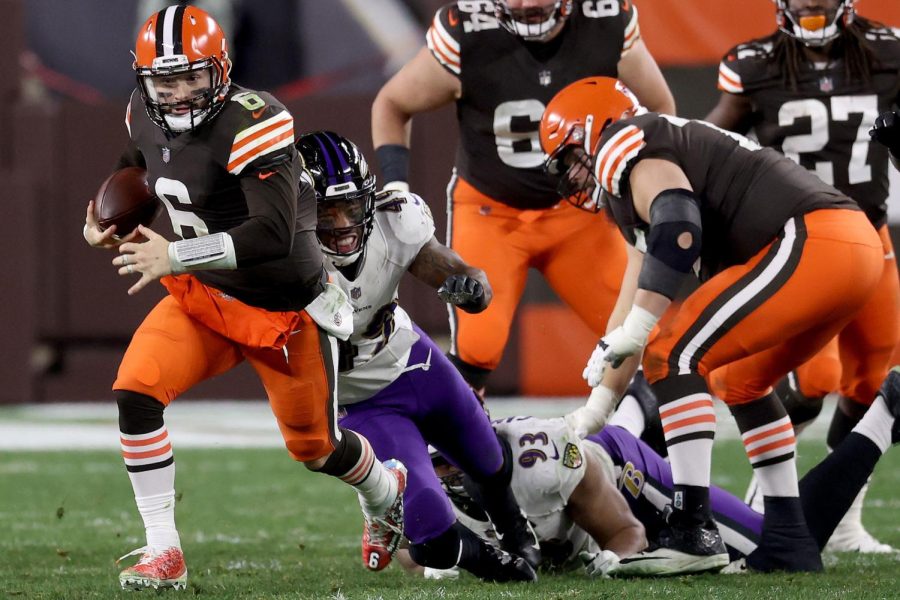 Baker+Mayfield+%236+of+the+Cleveland+Browns+rushes+the+ball+during+the+third+quarter+in+the+game+against+the+Baltimore+Ravens+at+FirstEnergy+Stadium+on+December+14%2C+2020+in+Cleveland%2C+Ohio.