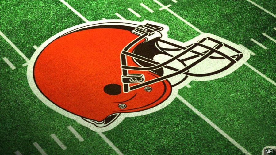 Browns Head Coach Kevin Stefanski returned to the teams facility Thursday, 10 days after the first-year coach tested positive with the virus and after he missed Clevelands playoff win over the Pittsburgh Steelers on Sunday.