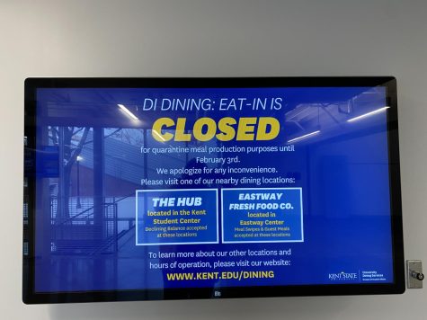 Closed for dining sign in the DI Hub. It will open again Feb. 3.