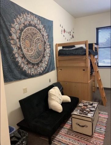 Jamie Byrd’s dorm room in Stopher Hall.