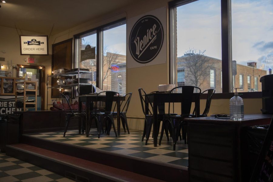 Venice Café shares space with Erie Street Kitchen and is located at 163 W Erie St in Kent, Ohio. 