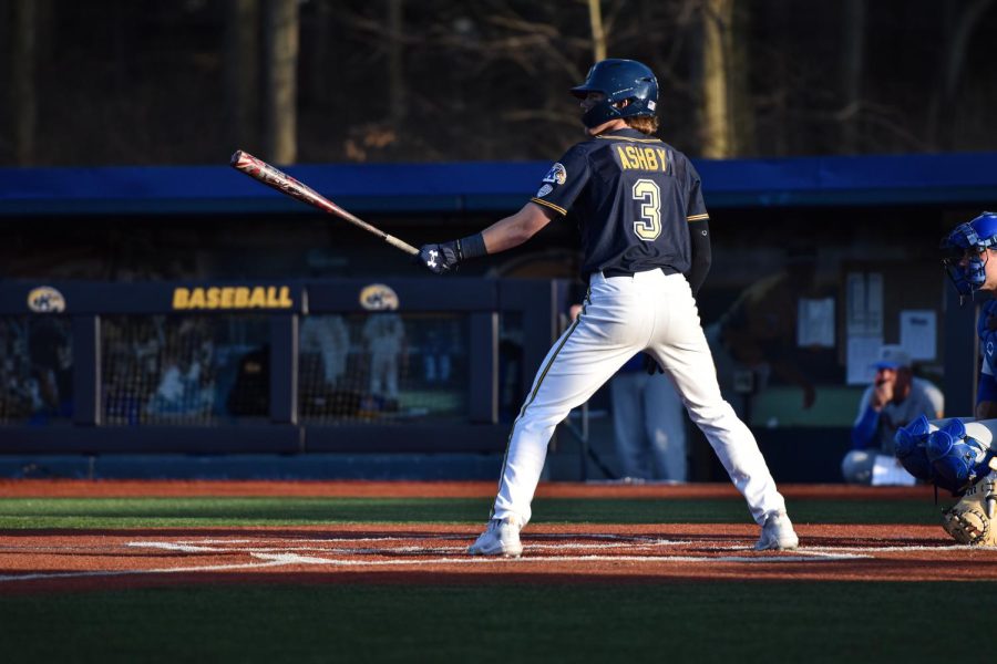 Kent State freshman Connor Ashby steps up to bat.