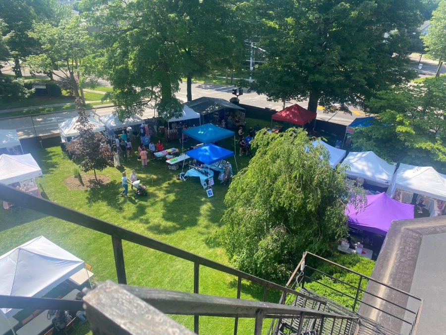 An overview of the Kent Flea from the Kent Masonic Center.