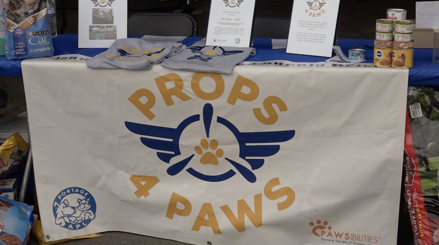 Props+4+paws+hosts+fundraiser+at+Kent+State+airport+to+help+animals+in+need
