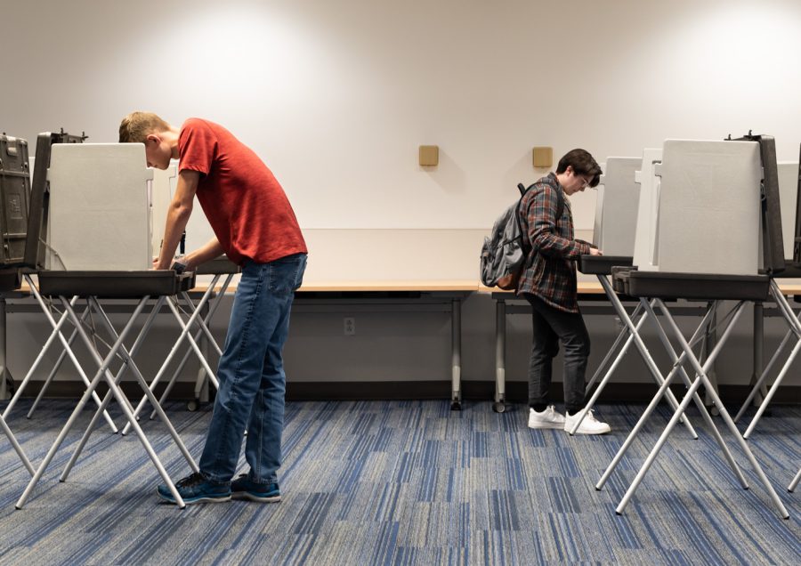 Kent State students came out to vote for the 2022 election. The Student Recreation and Wellness Center was one of the many locations where individuals voted. 