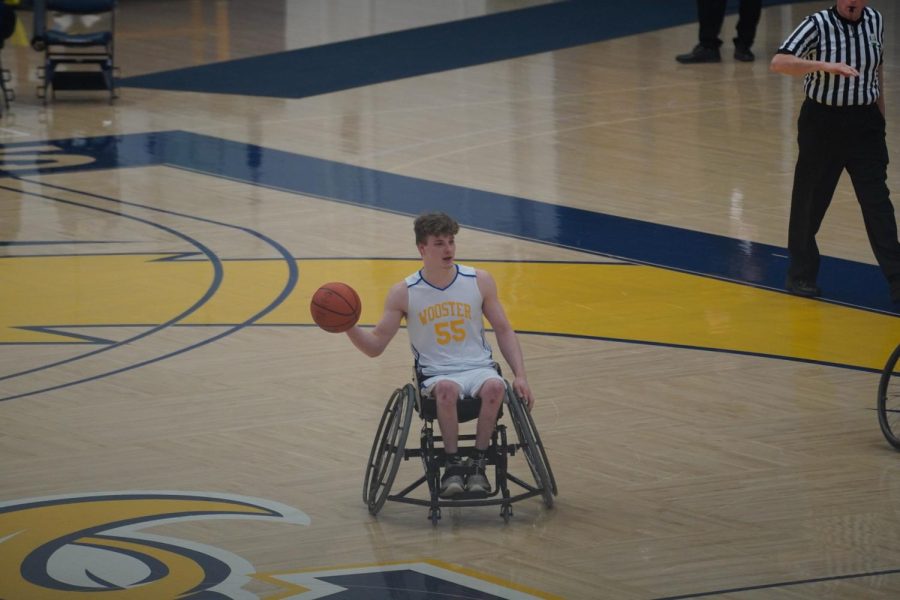 Colin Harrig of the Generals makes his way down the court on Feb. 25, 2023.