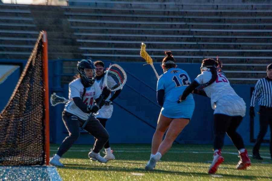 Kent State senior Morgan Kubicki headed toward the goal during the game on March 8, 2023. 