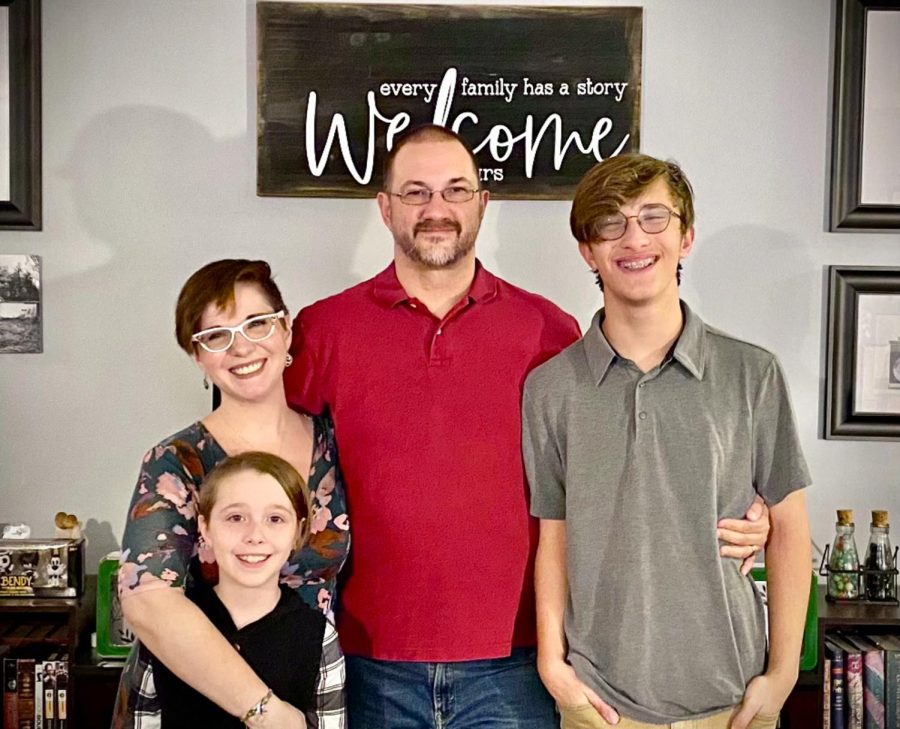 Josie Vano (left) with her husband Jeff Vano (middle), step-son Kyan (right) and daughter Nyx (bottom left). Josie and her family live in Mentor, Ohio.