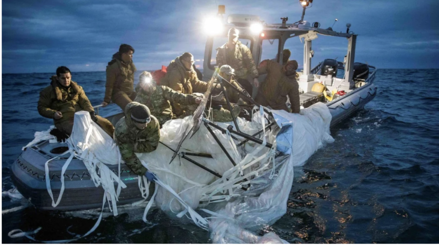 US sailors recover a suspected Chinese high-altitude surveillance balloon that was downed by the United States over US territorial waters off the coast of Myrtle Beach, South Carolina, on February 5, 2023.
(U.S. Fleet Forces/U.S. Navy/Reuters)