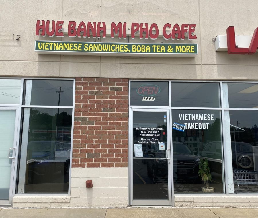 Huế Bánh Mì & Phở Cafe located on E Main St. The restaurant has been closed since the owner was injured in a grease fire.