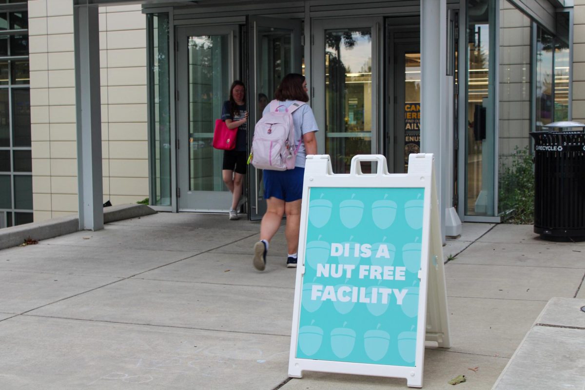 Students move in and out of the Design Innovation Hub on Sept. 6, 2023. The DI Hub plans to be a nut-free facility by January 2024.