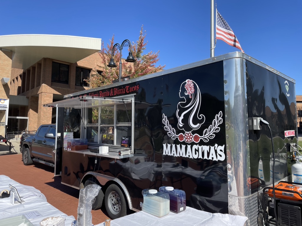 Mamacitas taco trailer parks on campus  “Kent’s Food Truck Series” on Oct. 11, 2023. 