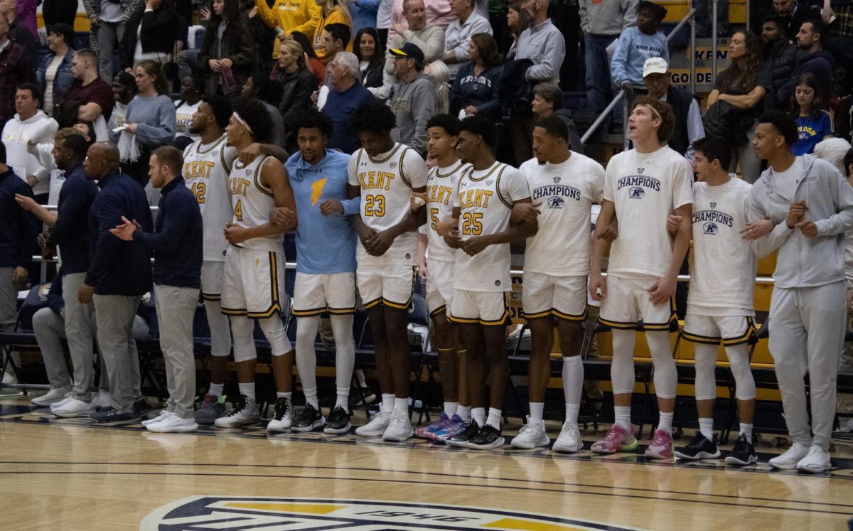The Kent State men’s basketball team link arms with 1.2 seconds left in the second half on Nov. 9, 2023.