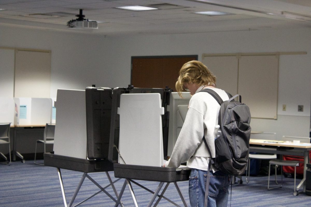 Sophmore Max Loudenslager casts his ballot at the Kent State Recreational and Wellness Center on Nov. 7, 2023.