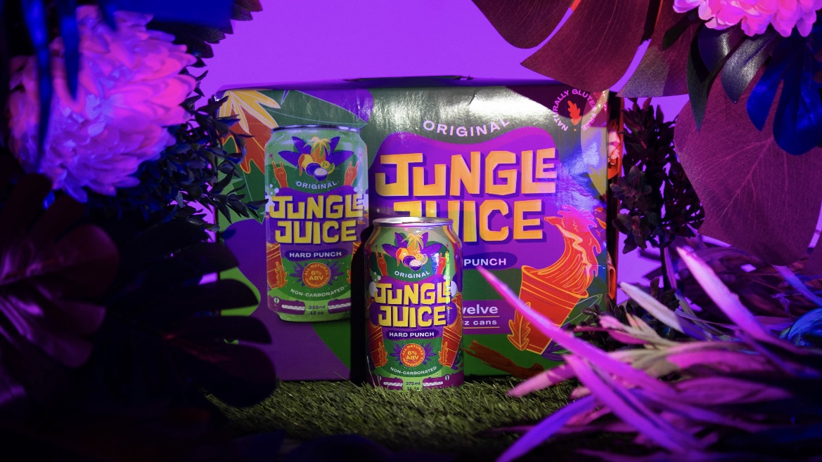 Jungle+Juice+is+created+by+two+Kent+State+alumni%2C+Marius+Karl+and+Spencer+Forrest.+%0A