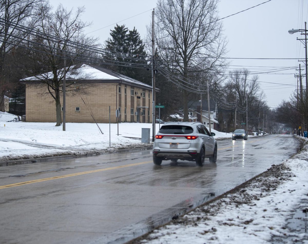 Cars travel down a stretch of Lake Street that was the site of an accident on Jan. 22, 2024 where one Kent man was killed and two others injured.  This stretch of road, near Edgewood Drive, was closed for several hours starting just before 9:00 p.m. on Jan. 22, right after the accident.