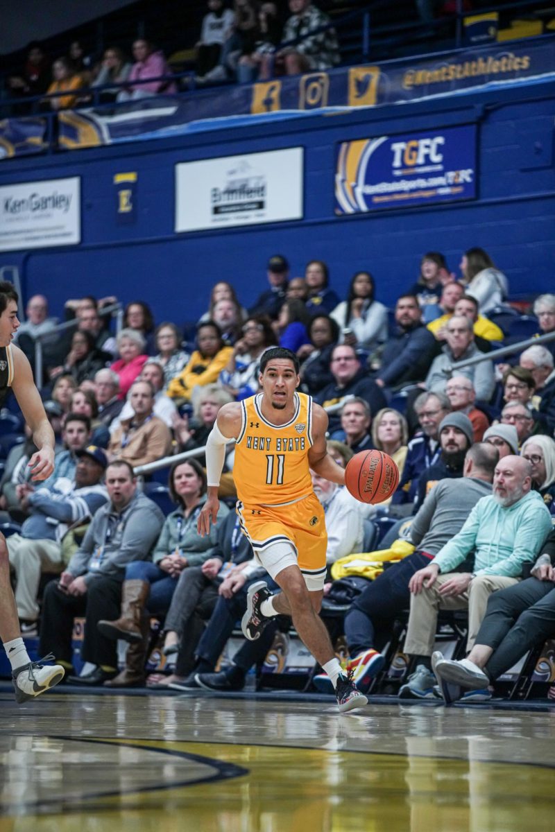 Senior Giovanni Santiago drives towards the basket during the game against Western Michigan on Feb. 6, 2024.