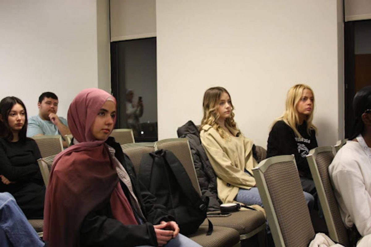 Kent State freshmen Doha Hussein, Lillian McCleery and Evie McCleery along with Kent State sophomore Lilah Keysor, attends the SJPs “Let’s talk about Gaza” event on Feb. 15, 2024.
