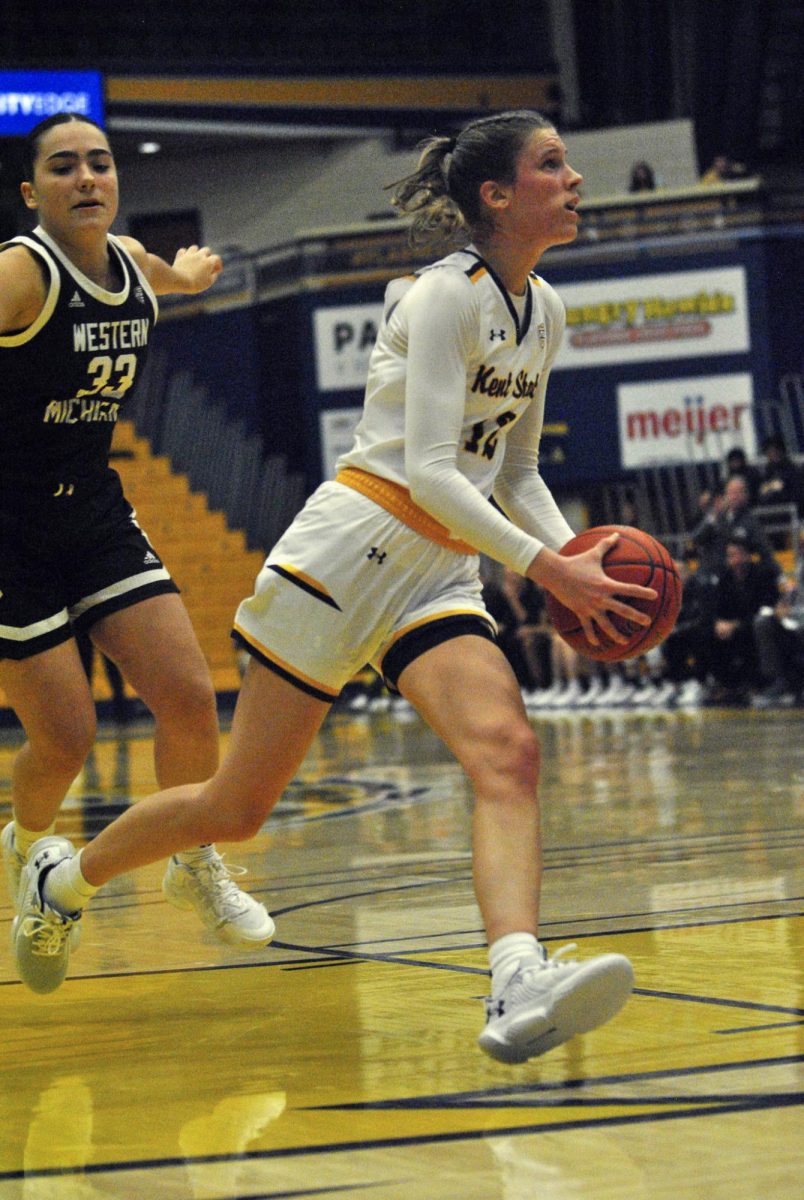 Kent State forward Jenna Batsch heads towards the basket in the game against Western Michigan Broncos on Feb. 7, 2024. 